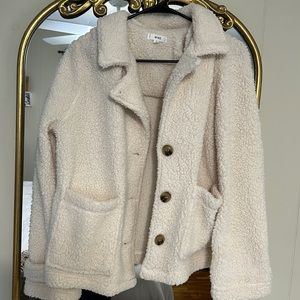 Mine Sherpa jacket size M!! SO soft and comfortable!!
